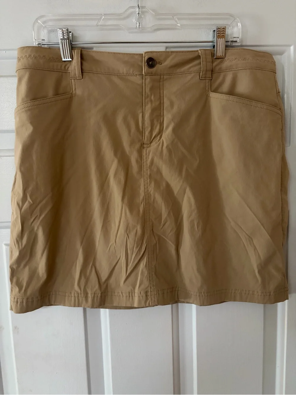 Eddie Bauer Tan Skort Size 12.